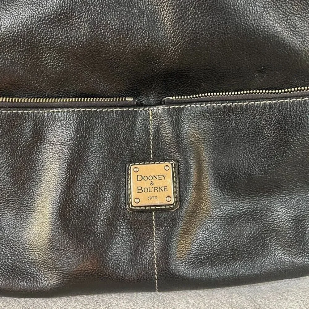 VTG Dooney & Bourke Womens Dillen Large Shoulder Hobo Bag Black Pebbled Leather